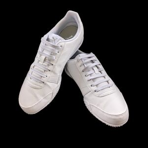 ~ SOLD~ Women's Puma Sneakers Size 8.5